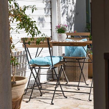 Appartement Il Cortiletto à Tarente Extérieur photo