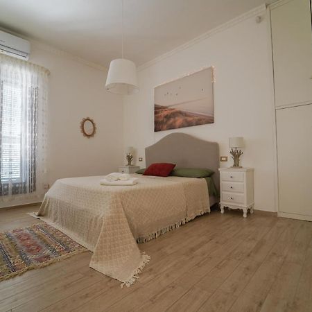Appartement Il Cortiletto à Tarente Extérieur photo