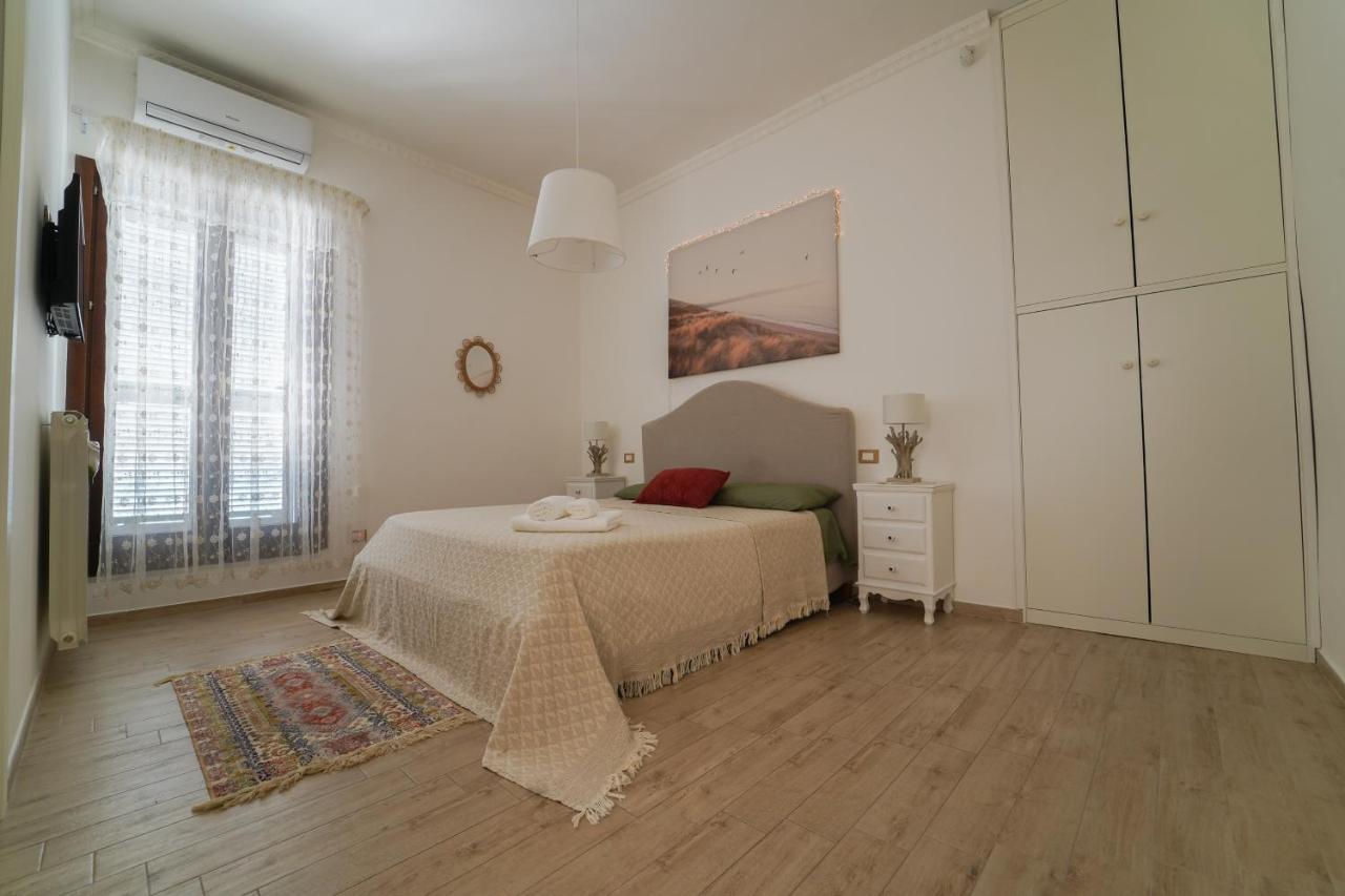 Appartement Il Cortiletto à Tarente Extérieur photo